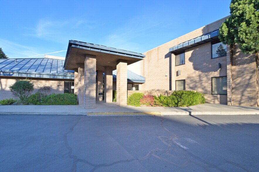 More Photos Of 1445 Butte House Rd, Yuba City Office For Sale