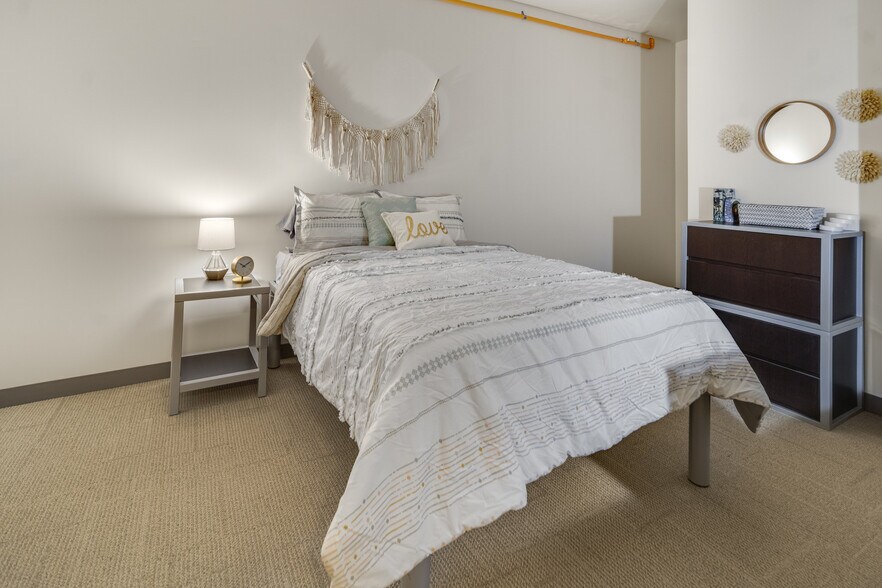 More Photos Of 7-9 Court St, Binghamton Apartments For Lease