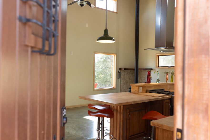 More Photos Of 35 Cottage Row, High Rolls Mountain Park Apartments For Sale