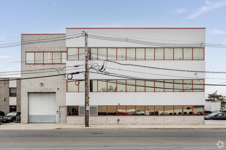 More Photos Of 325 S River St, Hackensack Office For Sale