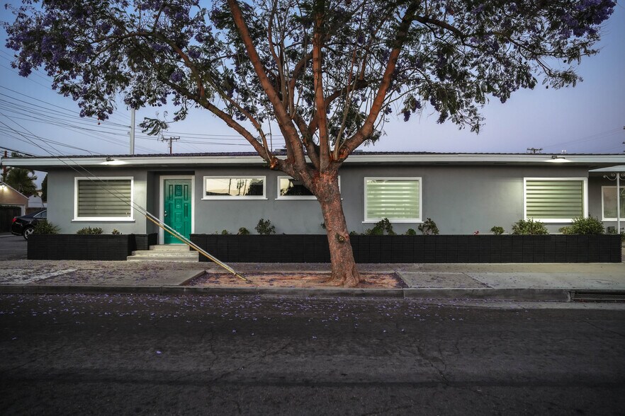 More Photos Of 649-655 W Commonwealth Ave, Fullerton Office For Sale