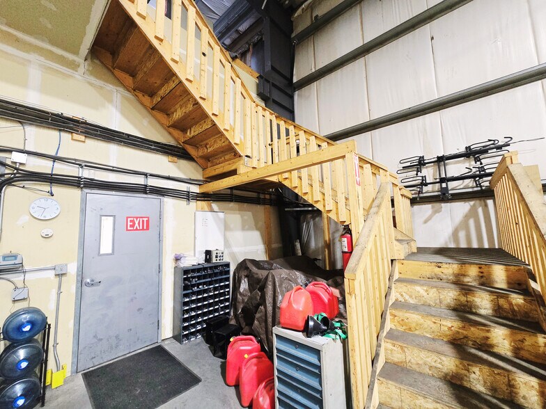 More Photos Of 3912 82nd Ave, Leduc Warehouse For Sale