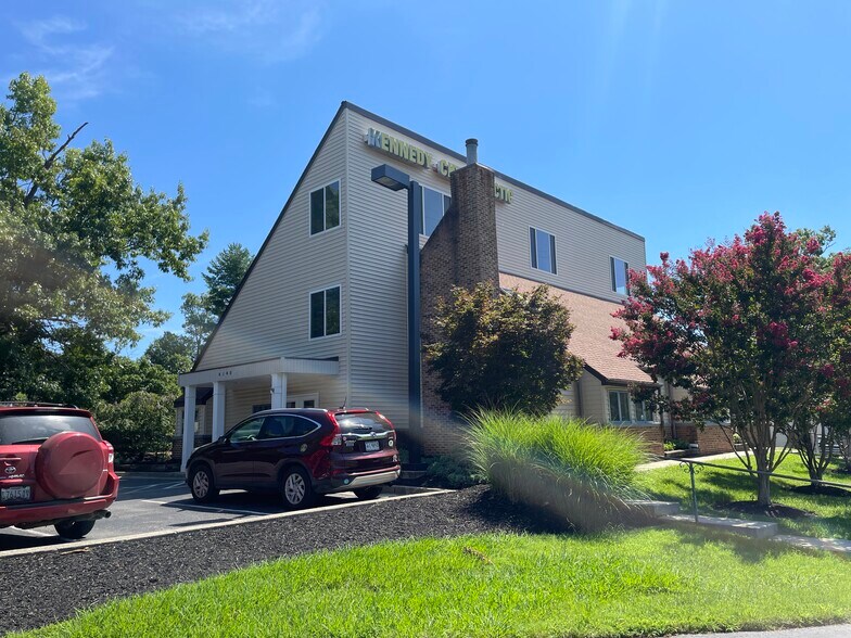 More Photos Of 4140 Crain Hwy, Waldorf Office For Sale