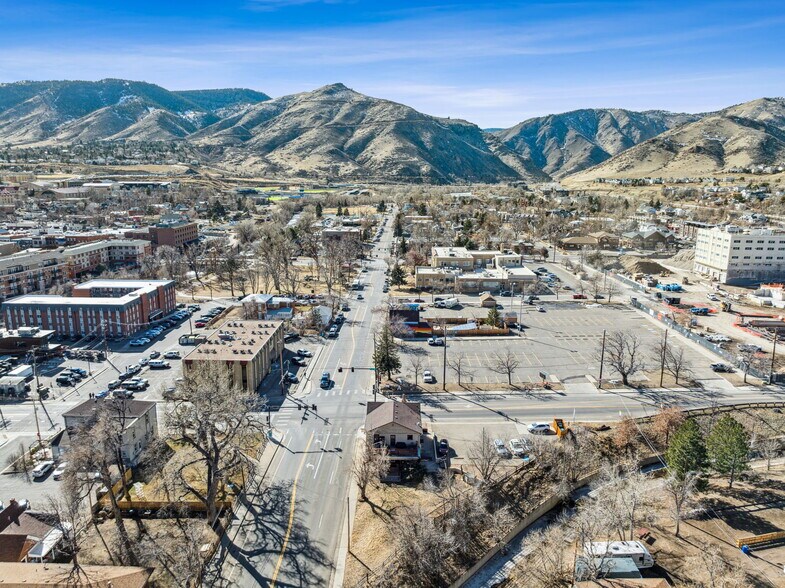 More Photos Of 510 10th St, Golden Apartments For Sale