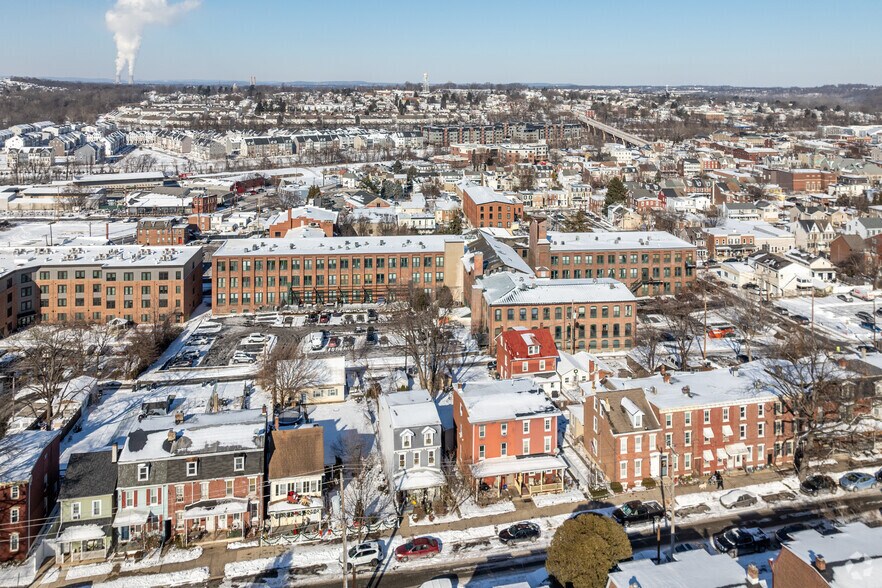 More Photos Of 200 Lincoln Ave, Phoenixville Apartments For Lease