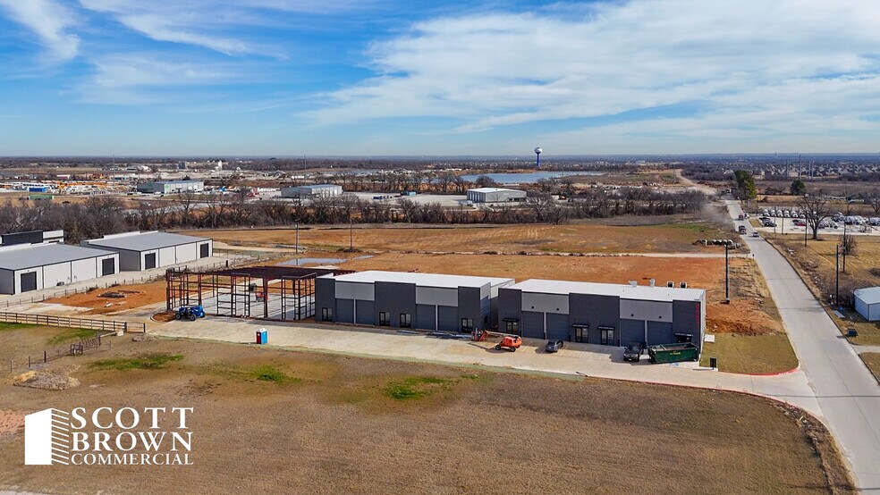 More Photos Of 8587 Stewart Rd, Aubrey Unknown For Lease