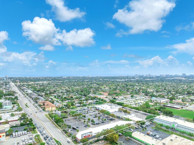 More Photos Of 904-1048 E Sample Rd, Pompano Beach Unknown For Lease