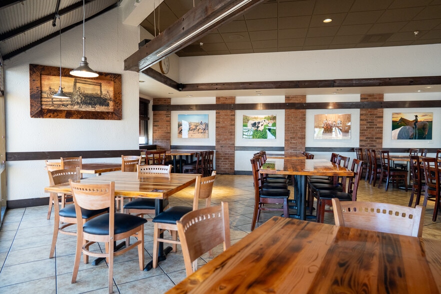 More Photos Of 850 S Bluff St, Saint George Hotel For Lease