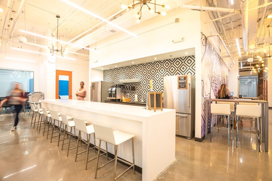 More Photos Of 11 S 12th St, Richmond Coworking Space