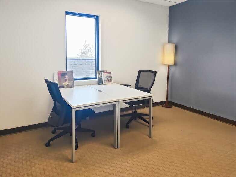 More Photos Of 2624 W Lake Lansing Rd, Lansing Coworking Space