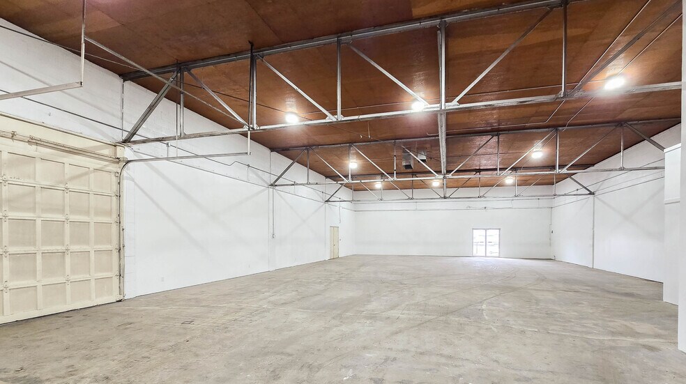 More Photos Of 1030 S State St, Provo Storefront Retail Office For Sale