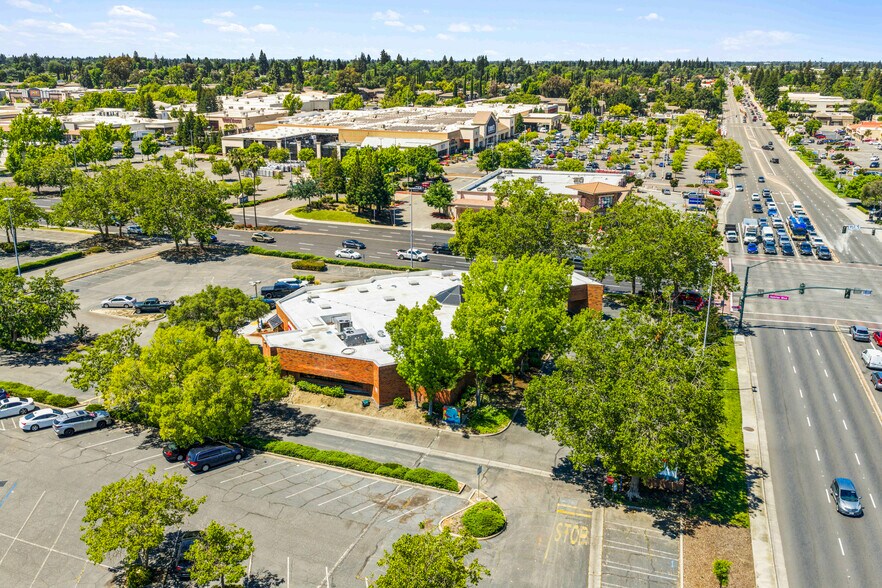 More Photos Of 6199 Sunrise Mall Rd, Citrus Heights Bank For Sale