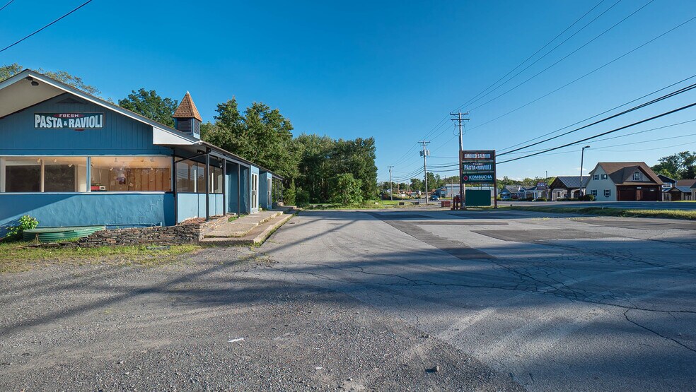 More Photos Of 906 Rt-28, Kingston Restaurant For Sale
