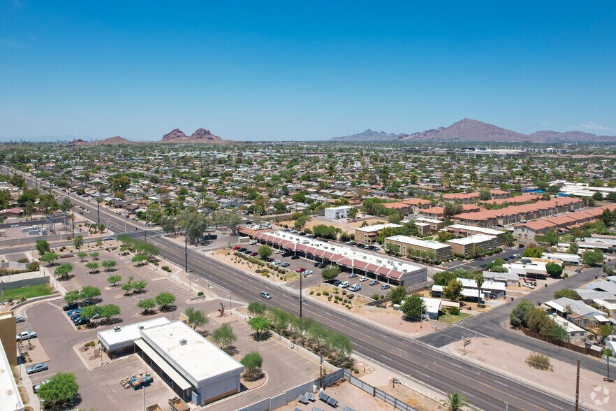 More Photos Of 7620 E McKellips Rd, Scottsdale Storefront For Lease