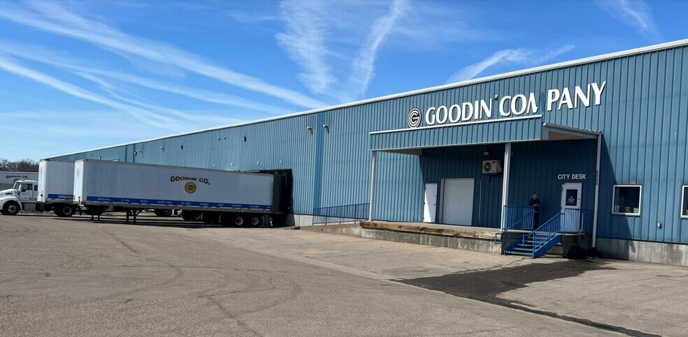 More Photos Of 5205 Foundry Cir, Saint Cloud Warehouse For Sale