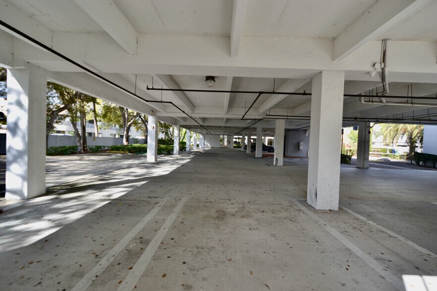 More Photos Of 7374 SW 93rd Ave, Miami Office For Sale