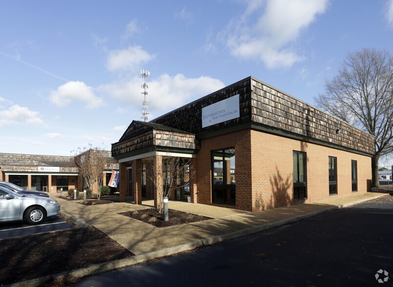 More Photos Of 7468-7502 Lee Davis Rd, Mechanicsville Office For Lease