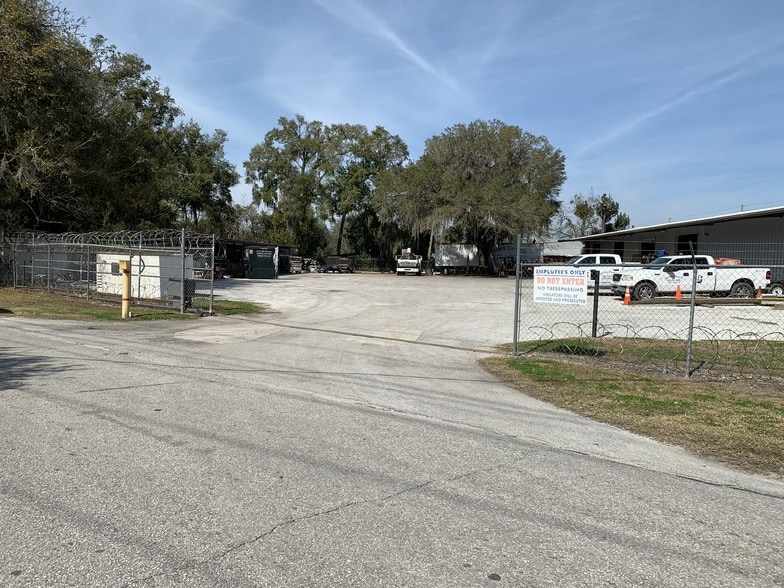 More Photos Of 1726-1742 N Magnolia Ave, Ocala General Retail For Sale