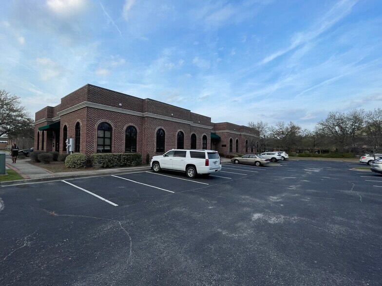 More Photos Of 115 Cargill Way, Hartsville Office For Lease