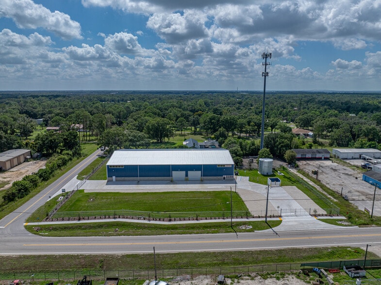 Primary Photo Of US Highway 542 w, Winter Haven Manufacturing For Lease