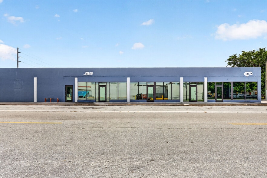 More Photos Of 519 Delaware Ave, Fort Pierce Warehouse For Sale