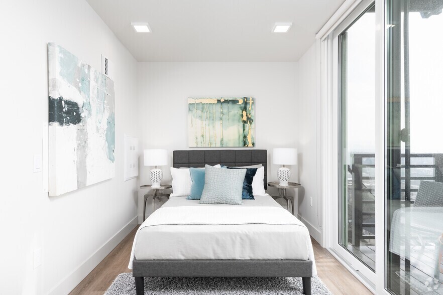 More Photos Of 500 Broadway, Seattle Apartments For Lease