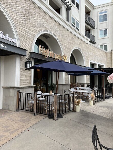 Primary Photo Of 7521 Edinger Ave, Huntington Beach Apartments For Lease