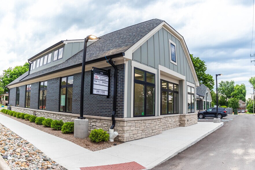 More Photos Of 216 N Bailey St, Romeo Medical For Lease