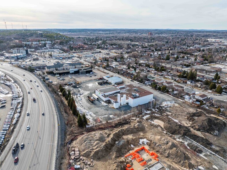 More Photos Of 500 Barrydowne Rd, Sudbury Manufacturing For Sale