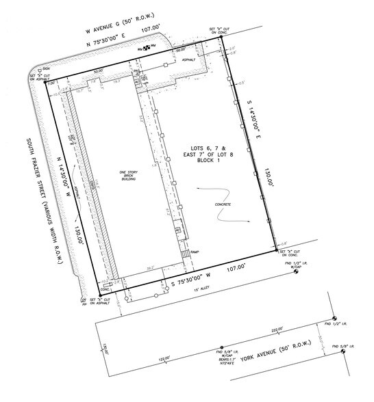 More Photos Of 200 S Frazier St, Conroe Bar For Sale