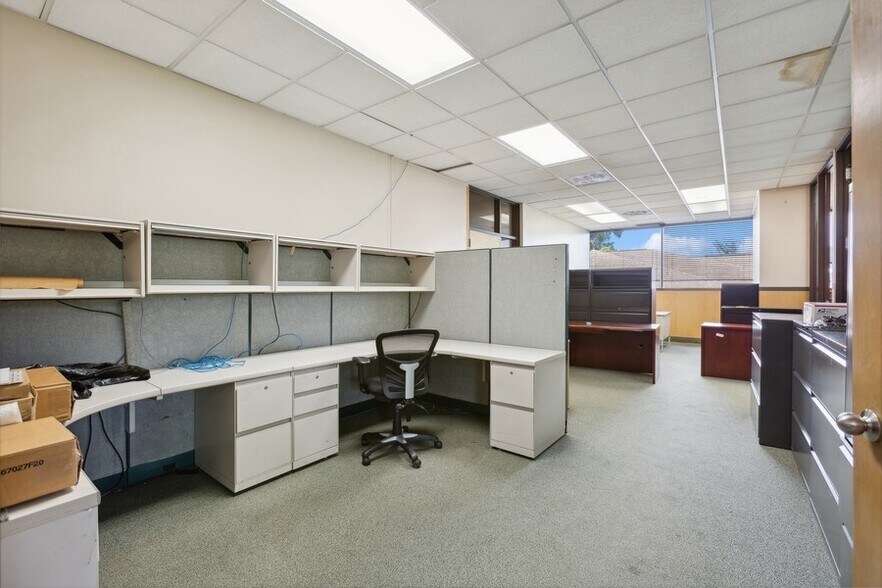 More Photos Of 216 North Ave E, Cranford Office For Sale