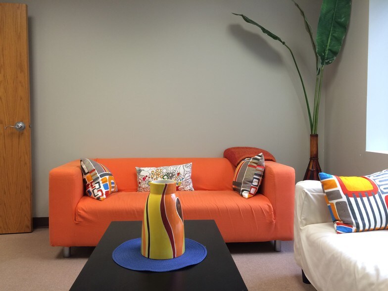 More Photos Of 8701-8739 Mylander Ln, Towson Unknown For Lease