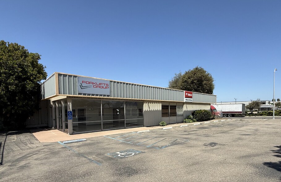 More Photos Of 1205 S Blosser Rd, Santa Maria Warehouse For Sale