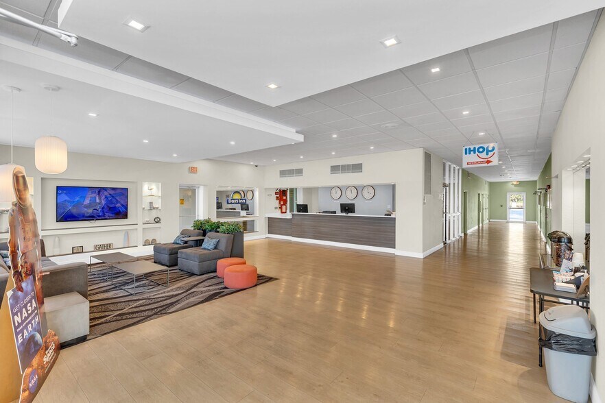 More Photos Of 3755 Cheney Hwy, Titusville Hotel For Sale