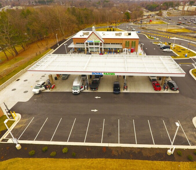 More Photos Of 2180 W Chester Pike, Broomall Unknown For Lease