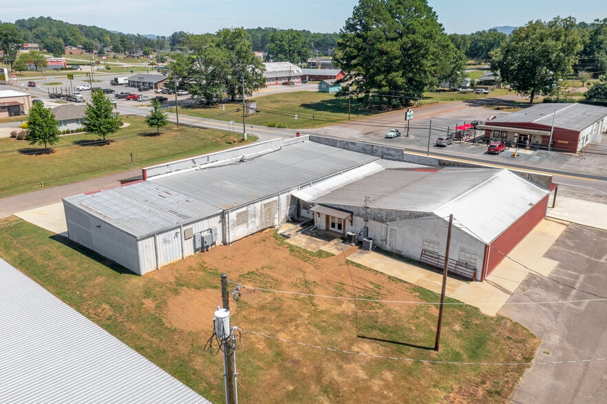 More Photos Of 613 N Main St, Piedmont Restaurant For Sale