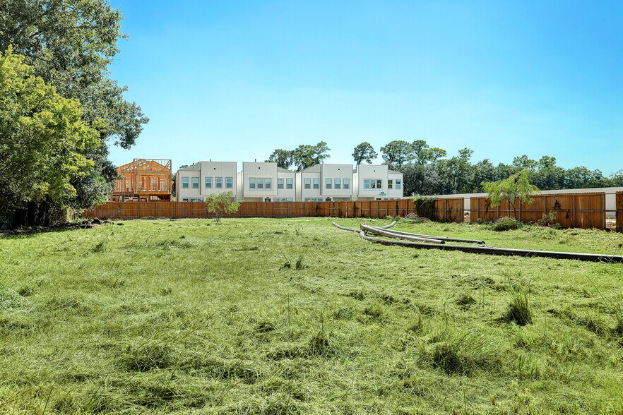 More Photos Of 7709 Long Point Rd, Houston Land For Sale