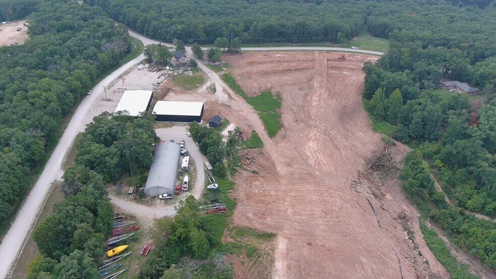 More Photos Of 100 Man Cave, Sunrise Beach Self Storage For Sale