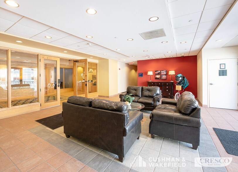 More Photos Of 24149-25389 Cedar Rd, Lyndhurst Unknown For Lease