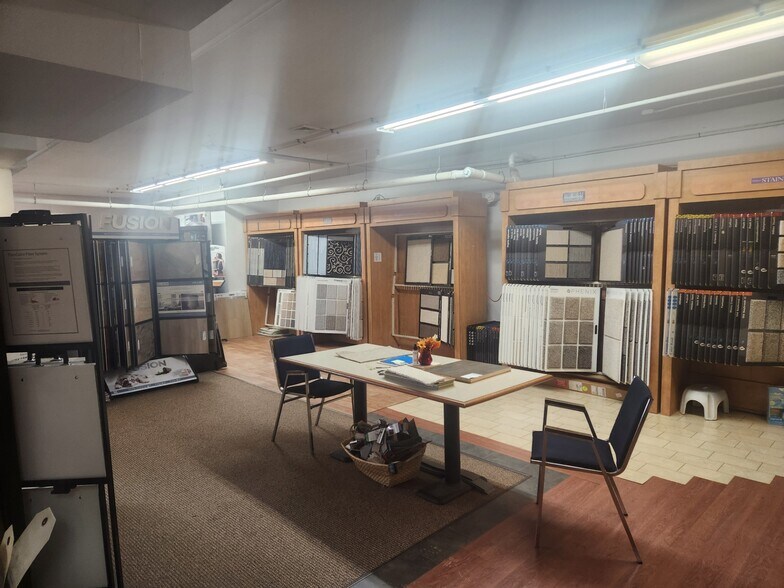 More Photos Of 241 Main St, Townsend Office Residential For Lease