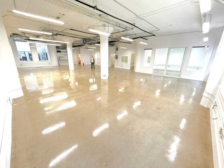 Primary Photo Of 731-733 S Spring St, Los Angeles Loft Creative Space For Lease