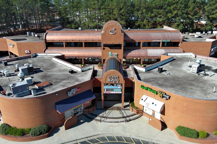 More Photos Of 3525 Mall Blvd, Duluth General Retail For Sale