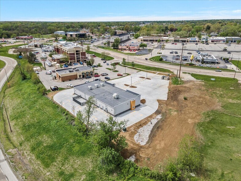 More Photos Of 3126 Dirksen Pkwy, Springfield Storefront Retail Office For Lease