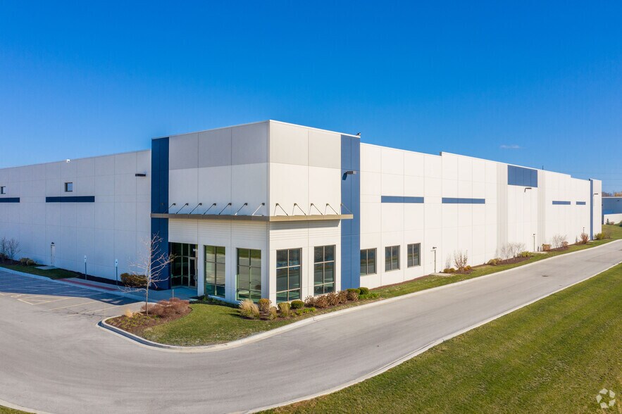 More Photos Of 16342 W 163rd St, Lockport Warehouse For Lease