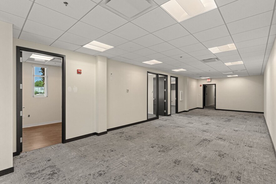 More Photos Of 45 Eglin Pky, Fort Walton Beach Medical For Lease
