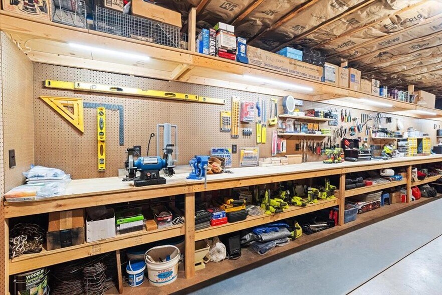 More Photos Of 3922 Highway 2, Cohutta Flex For Sale