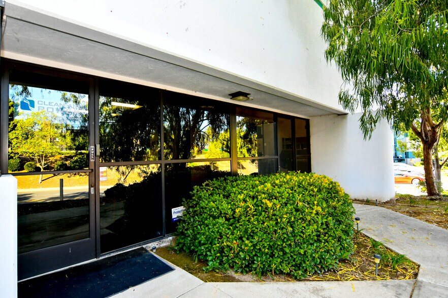 More Photos Of 12170 Tech Center Dr, Poway Manufacturing For Lease