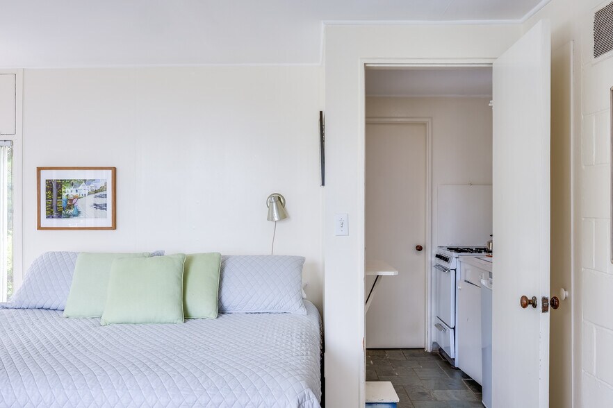 More Photos Of 25 Way 055., Wellfleet Apartments For Sale