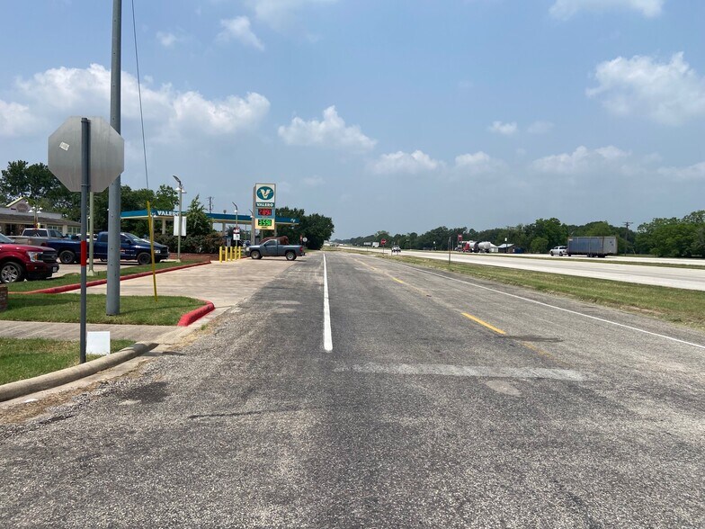 More Photos Of 108 Thigpen St, Carmine General Retail For Sale