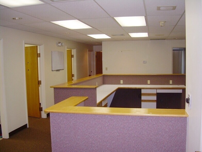 More Photos Of 8600 Sheridan Dr, Buffalo Office Residential For Sale